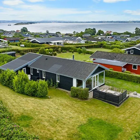 Dusine - 340m From The Sea By Interhome